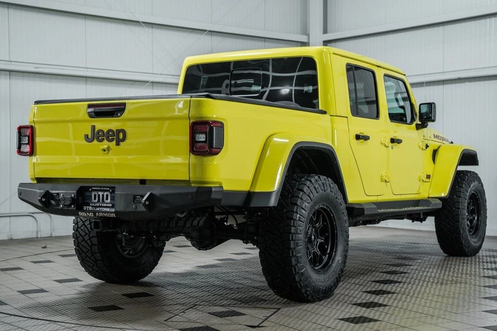 2023-jeep-gladiator-mojave-for-sale-07