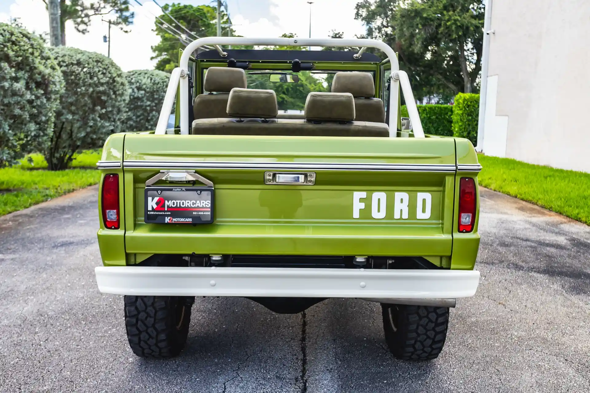 Used-1975-Ford-Bronco-Ranger-By-Velocity-Restorations-for-sale-06