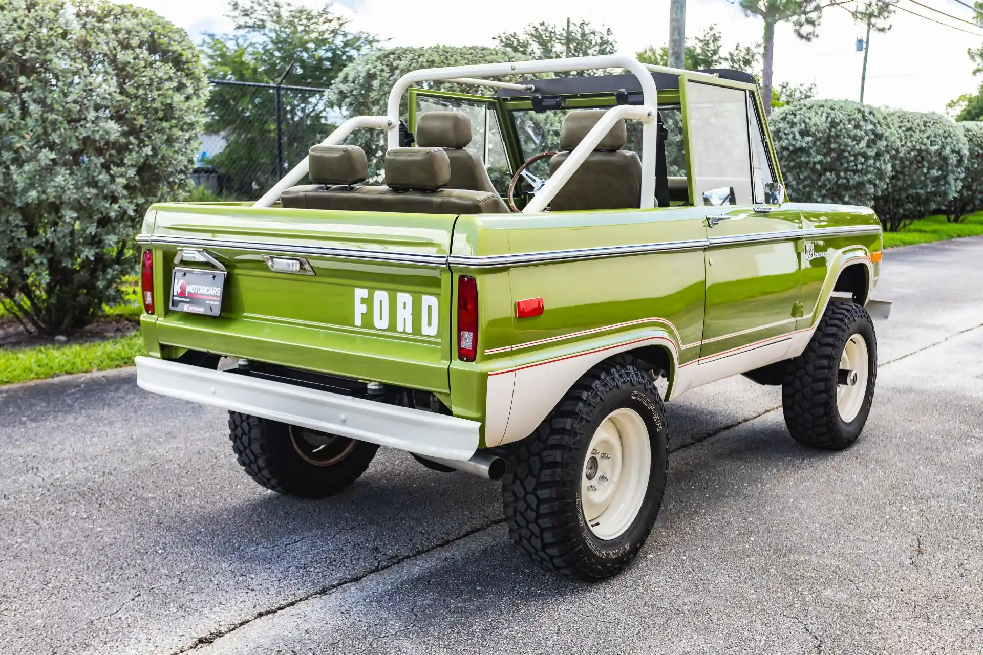 Used-1975-Ford-Bronco-Ranger-By-Velocity-Restorations-for-sale-07