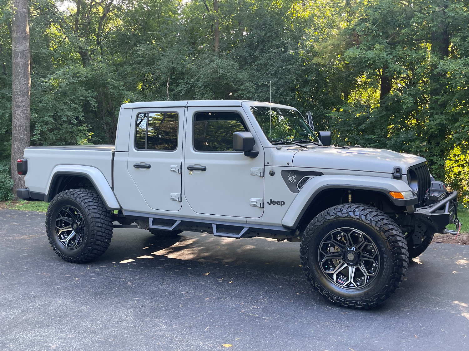 jeep-gladiator-for-sale-11.13