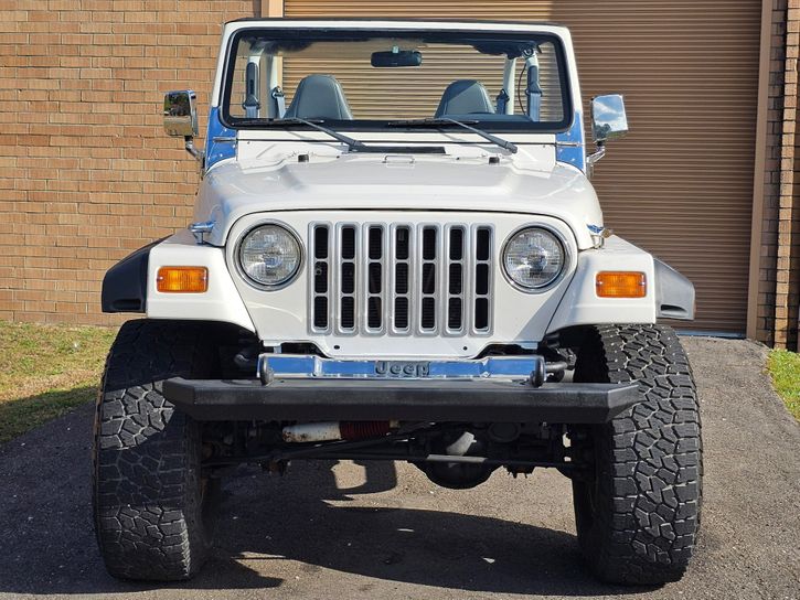 modified-1998-jeep-wrangler-sport-tj-for-sale-02