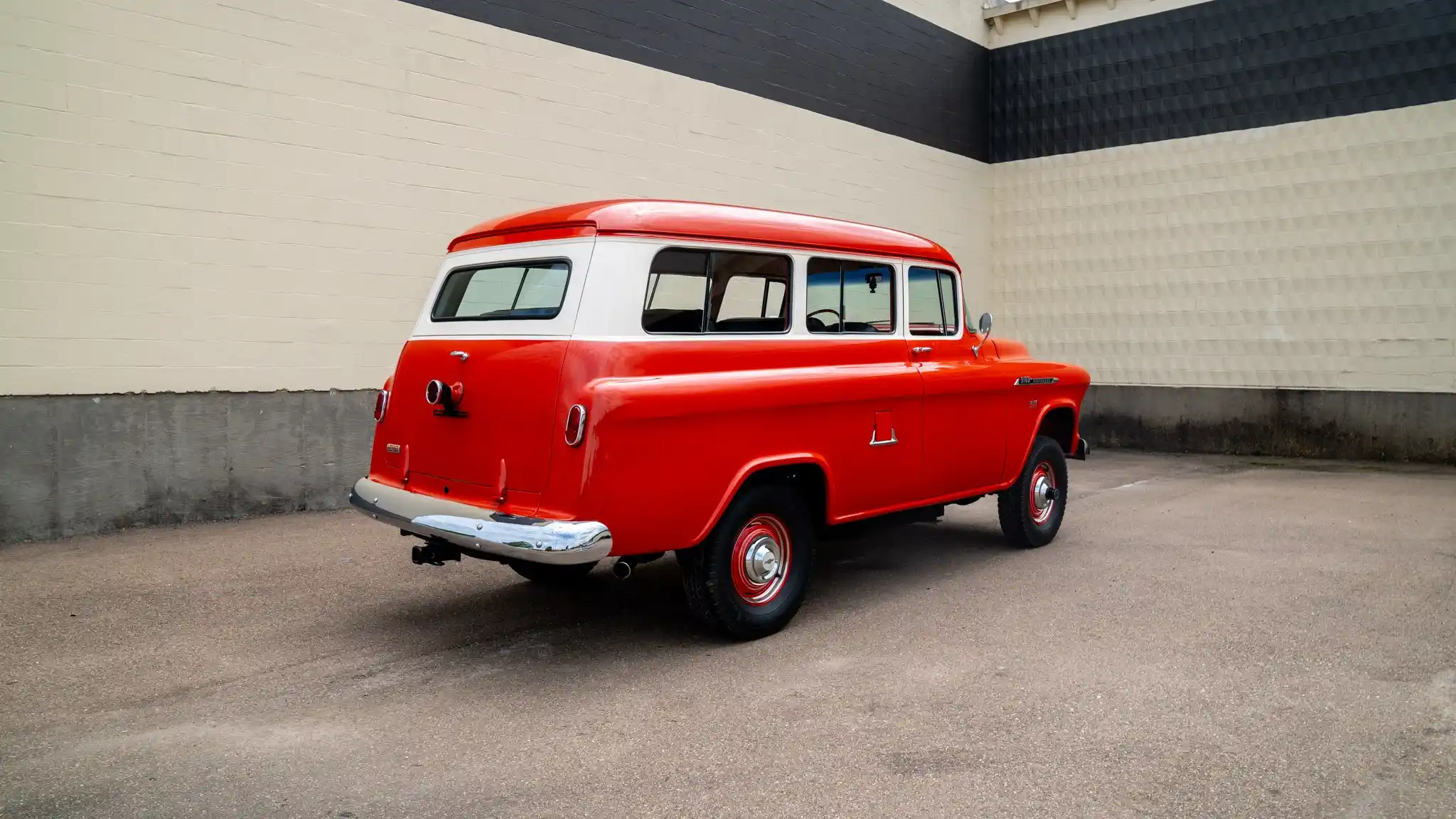 1956-chevrolet-3100-suburban-napco-for-sale-05