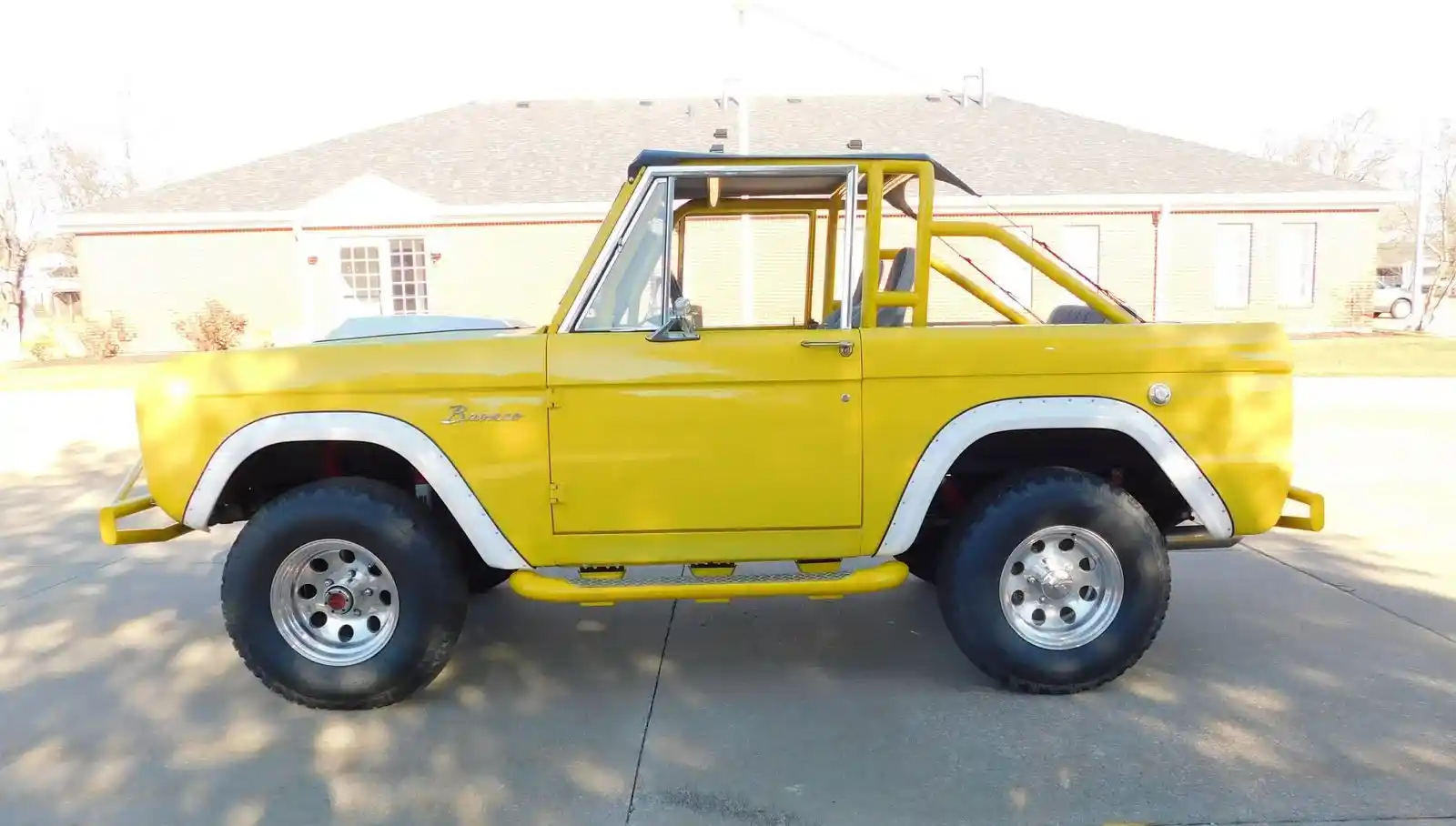 1968-ford-bronco-for-sale-08