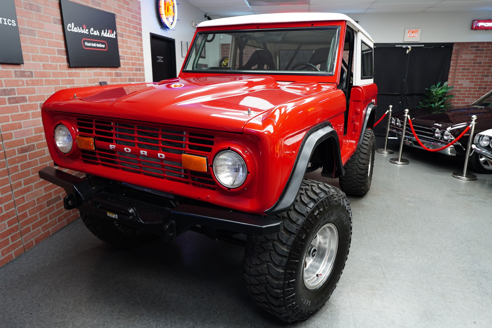 1969-ford-bronco-cca-for-sale-03