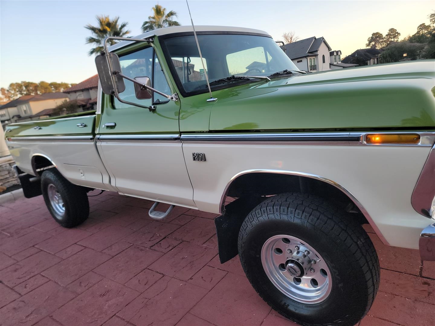 1973-ford-f250-for-sale-03