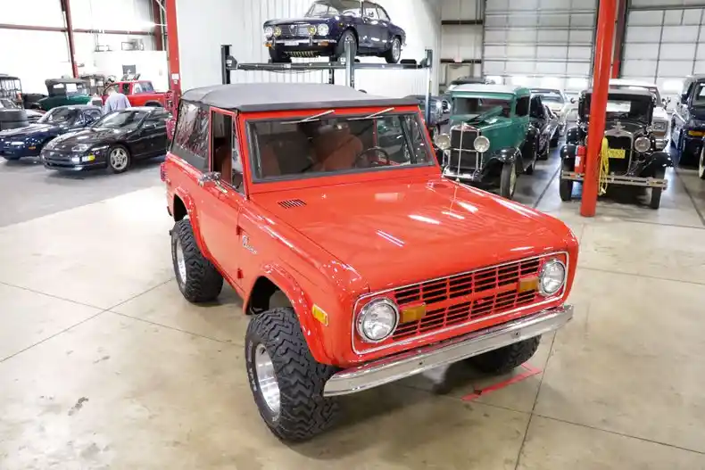 1974-ford-bronco-sport-for-sale-08