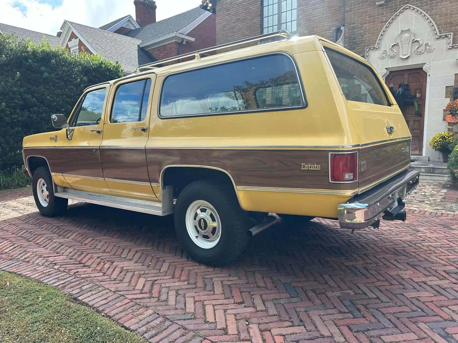 1977-chevrolet-suburban-k20-silverado-for-sale-17