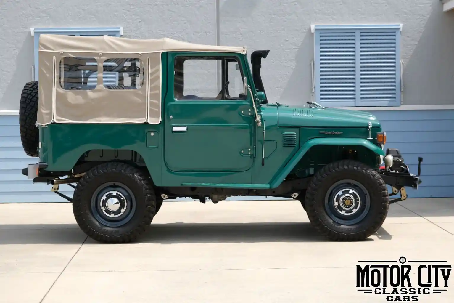 1978-toyota-fj40-for-sale-02