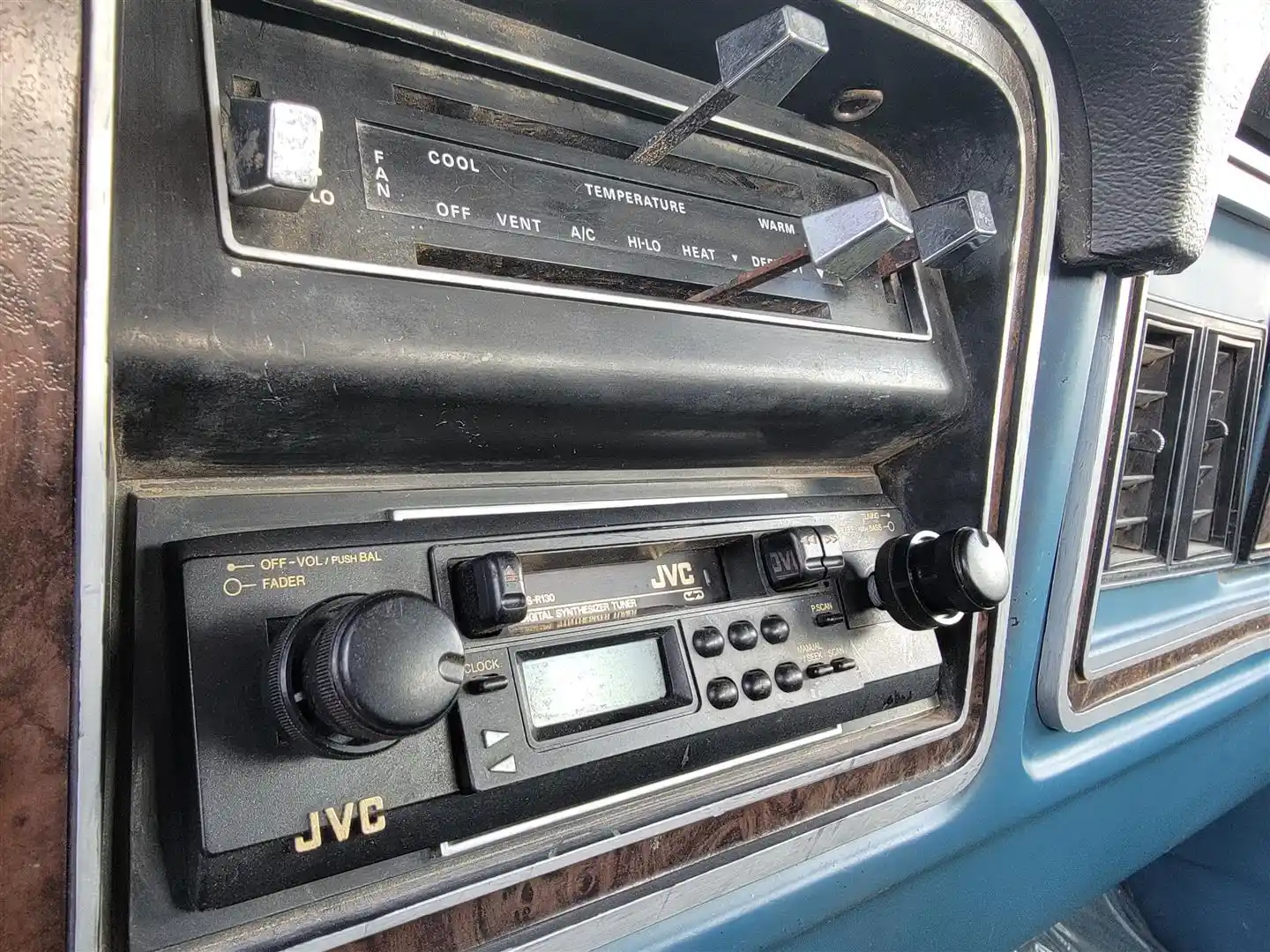 1979-ford-bronco-xlt-custom-conroe-tx-for-sale-25