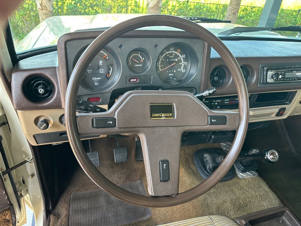 1982-toyota-land-cruiser-for-sale-09