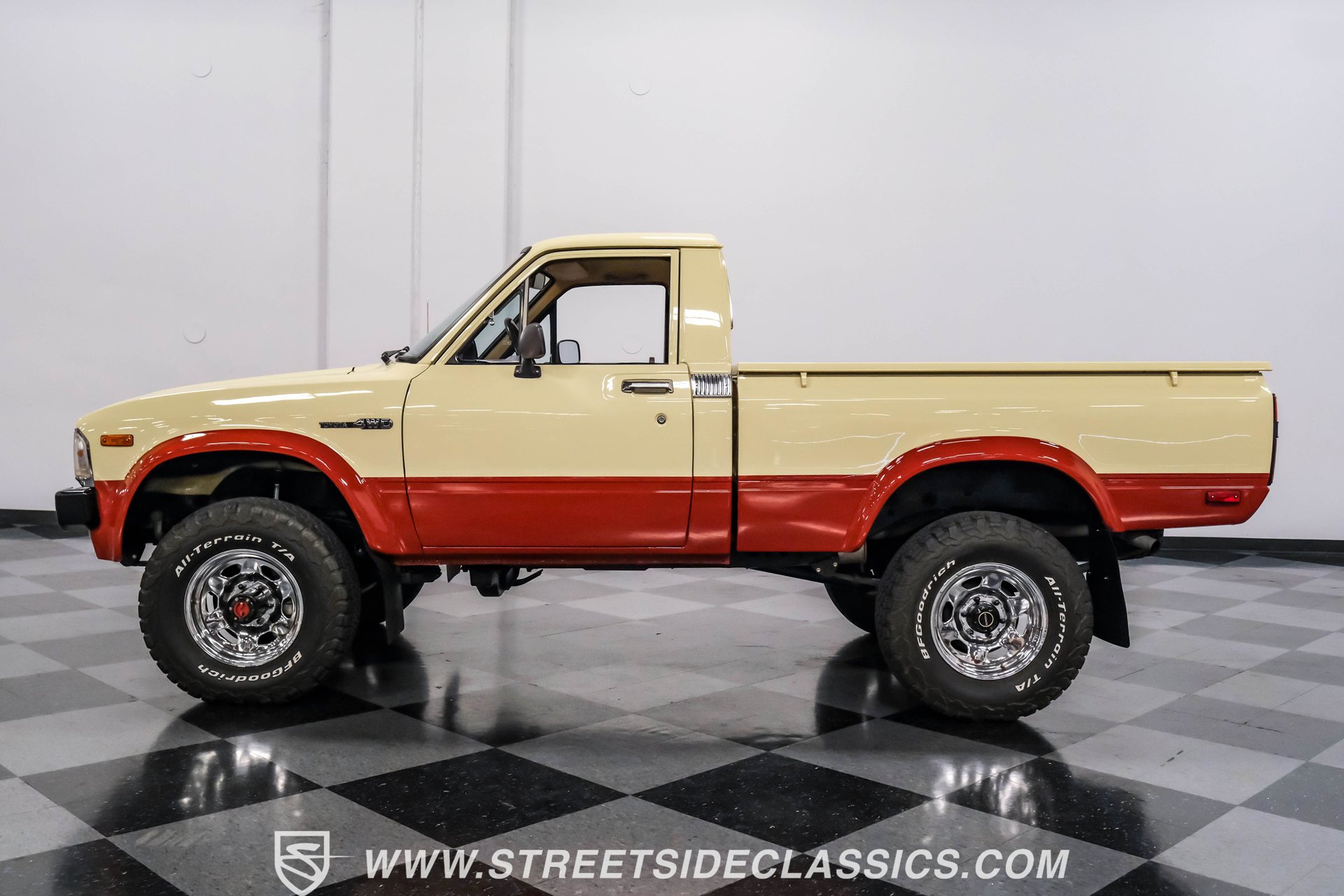 1983-toyota-pickup-sr5-4x4-for-sale-04