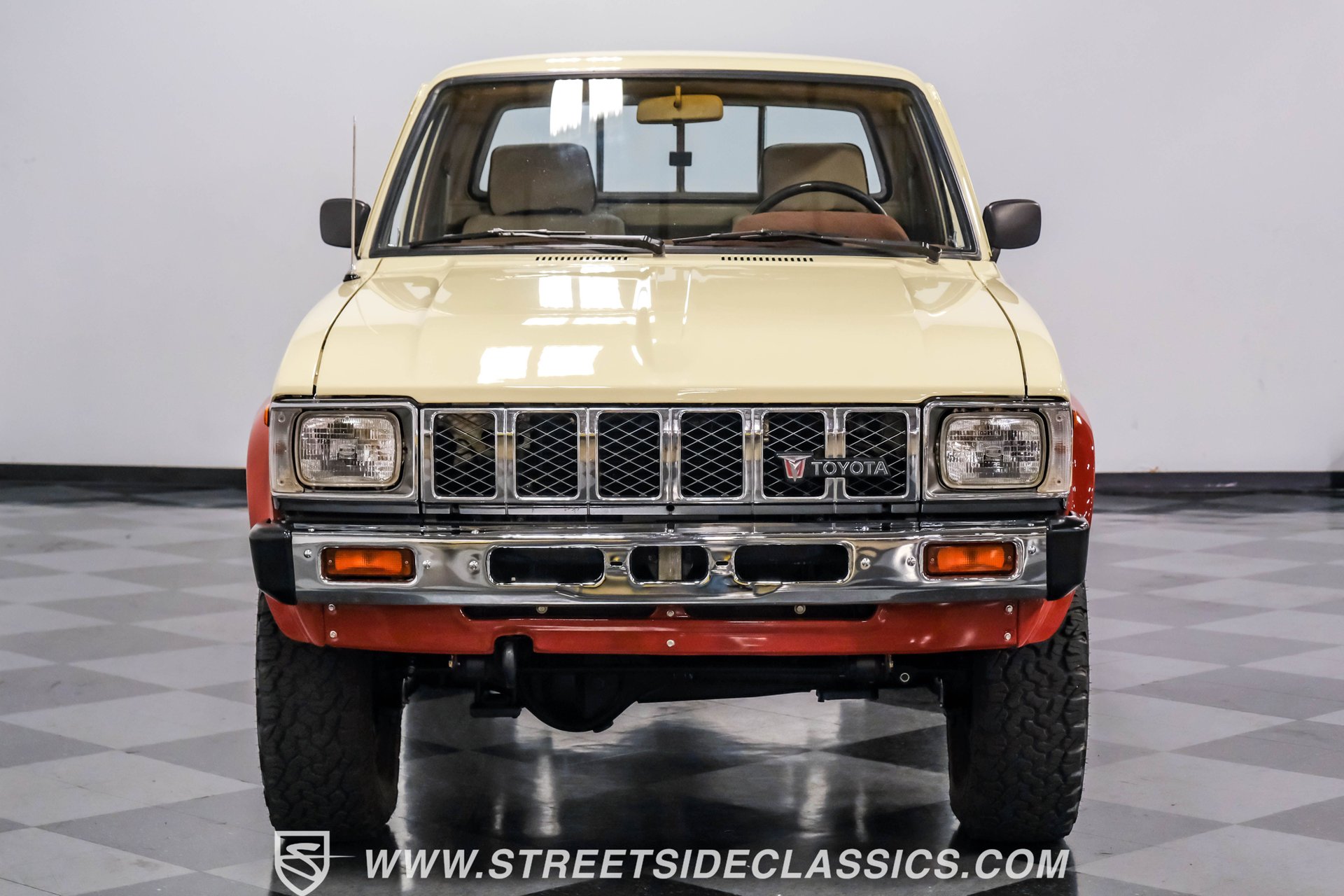 1983-toyota-pickup-sr5-4x4-for-sale-11