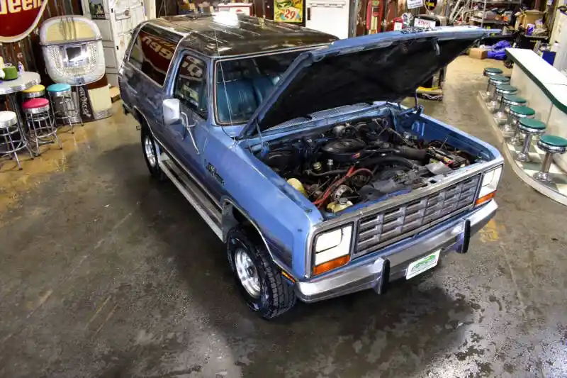 1985-dodge-ramcharger-150-2dr-4wd-suv-for-sale-16