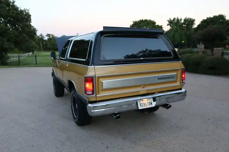 1986-dodge-ramcharger-royal-se-for-sale-50