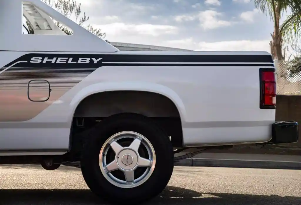 1989-dodge-dakota-shelby-for-sale-04