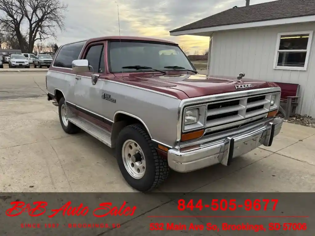 1989-dodge-ramcharger-for-sale-01