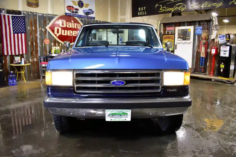 1989-ford-f-250-xlt-lariat-2dr-4wd-standard-cab-lb-hd-for-sale-02