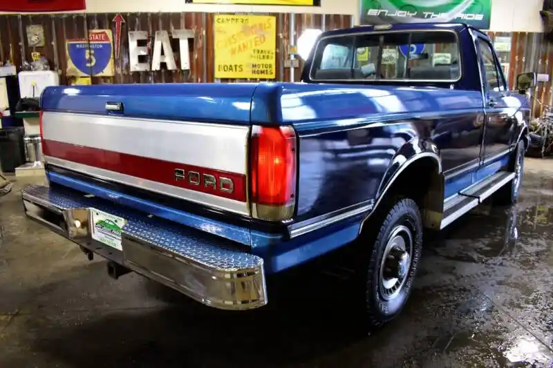 1989-ford-f-250-xlt-lariat-2dr-4wd-standard-cab-lb-hd-for-sale-05