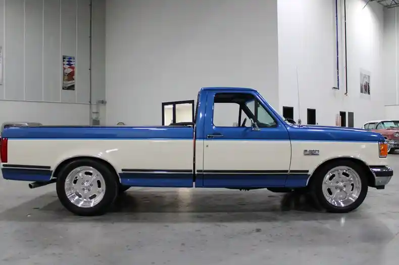 1990-ford-f150-xlt-lariat-for-sale-07