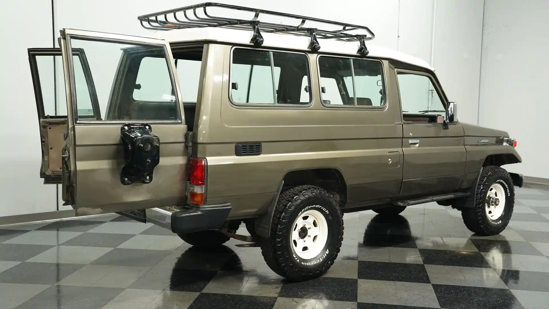 1990-toyota-land-cruiser-fj-75-troopy-4x4-for-sale-25