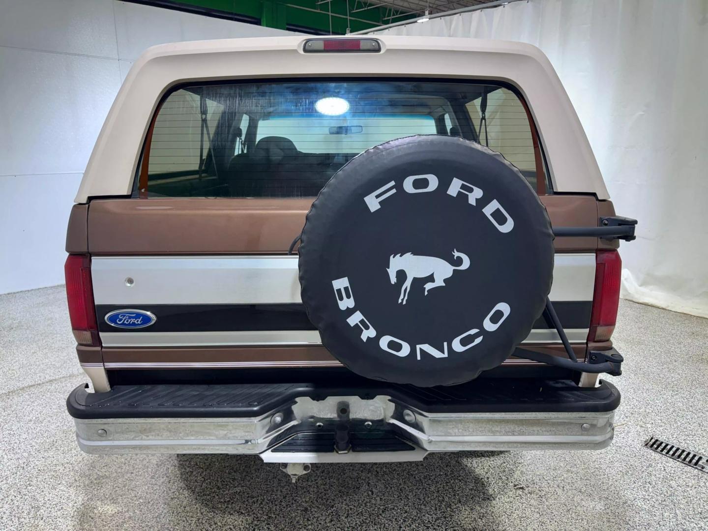 1992-ford-bronco-for-sale-06