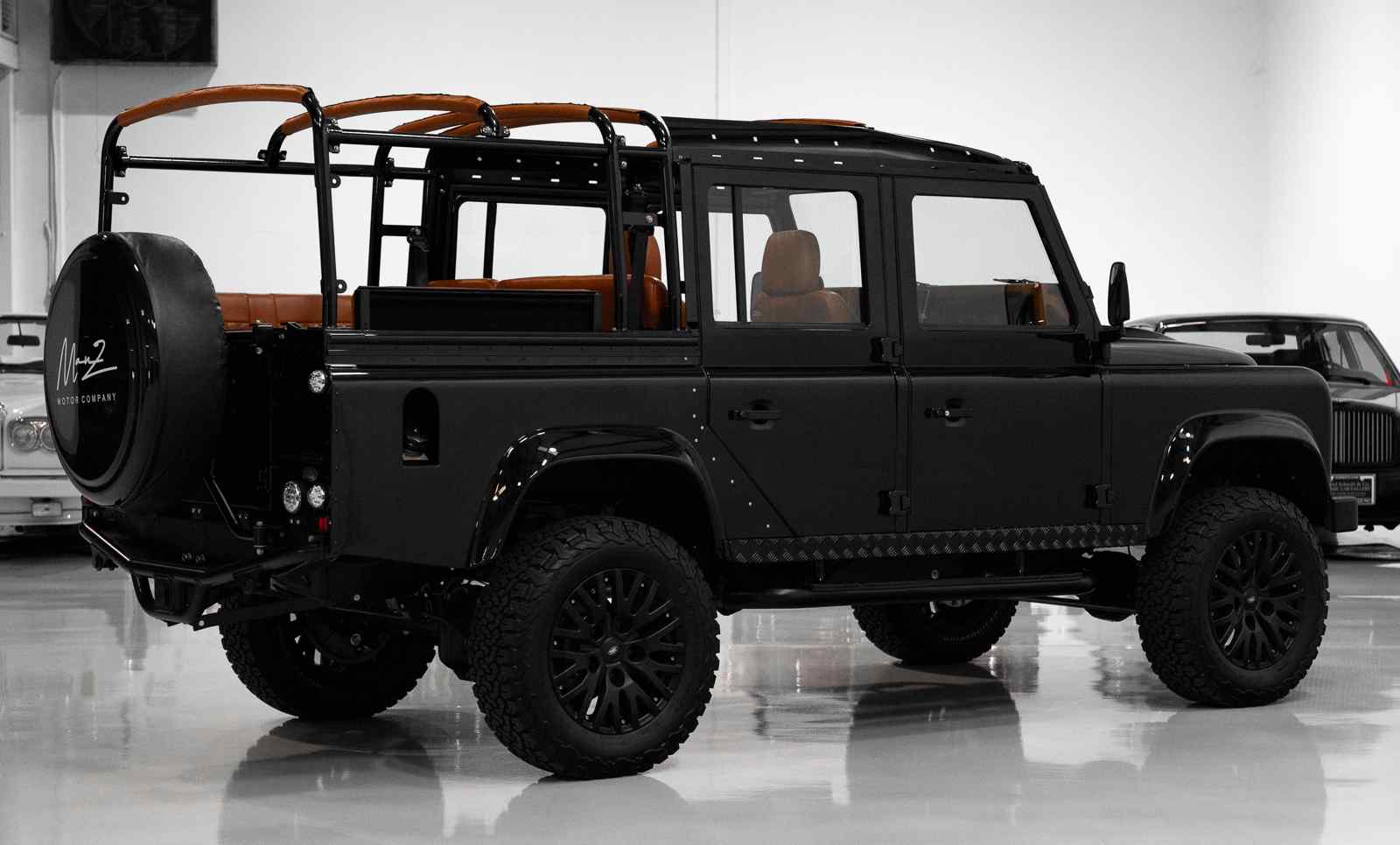 1993-land-rover-defender-110-suv-by-manz-motor-company-for-sale-05