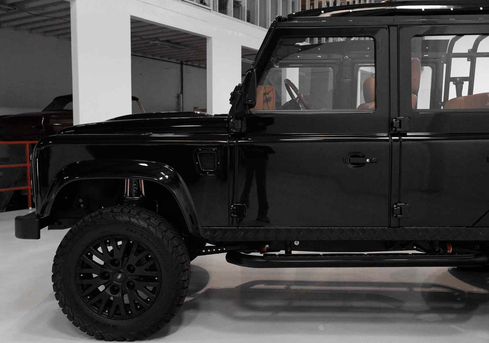 1993-land-rover-defender-110-suv-by-manz-motor-company-for-sale-09