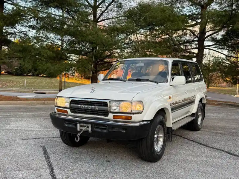 1993-toyota-land-cruiser-base-awd-4dr-suv-for-sale-02