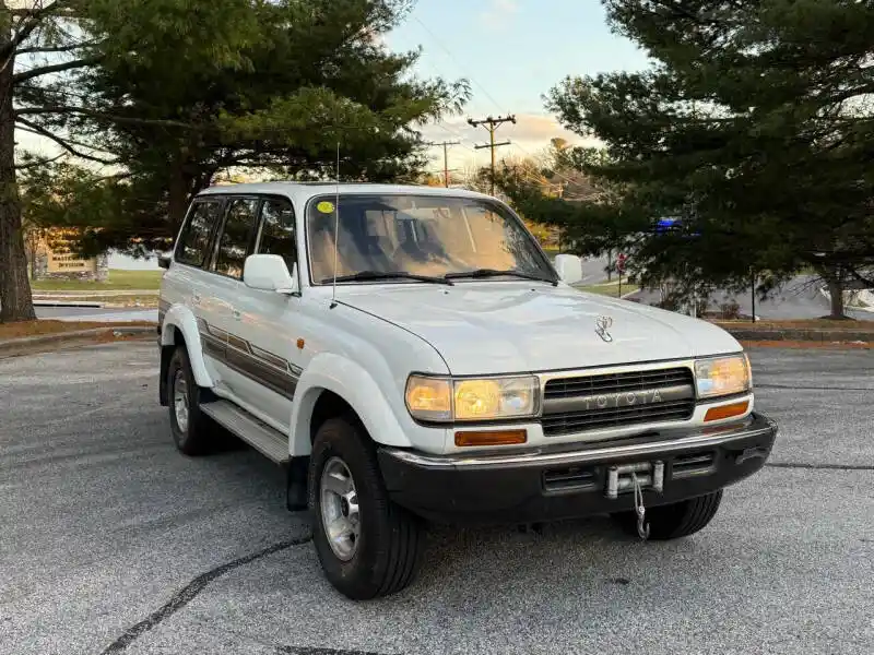 1993-toyota-land-cruiser-base-awd-4dr-suv-for-sale-03