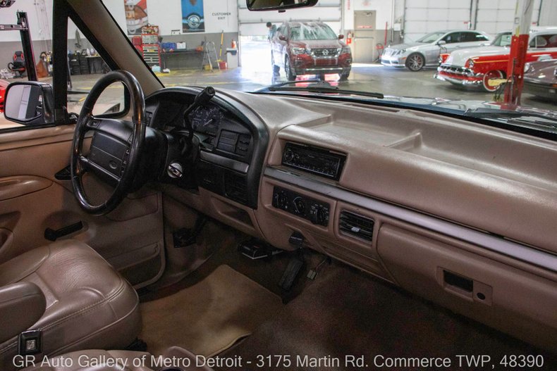 1994-ford-bronco-eddie-bauer (16)