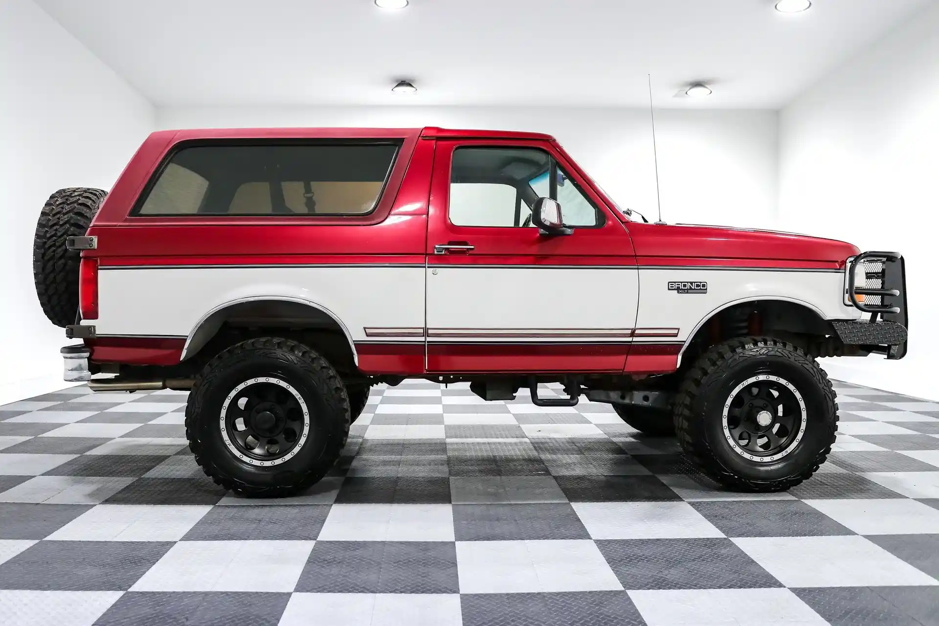 1994-ford-bronco-for-sale-08