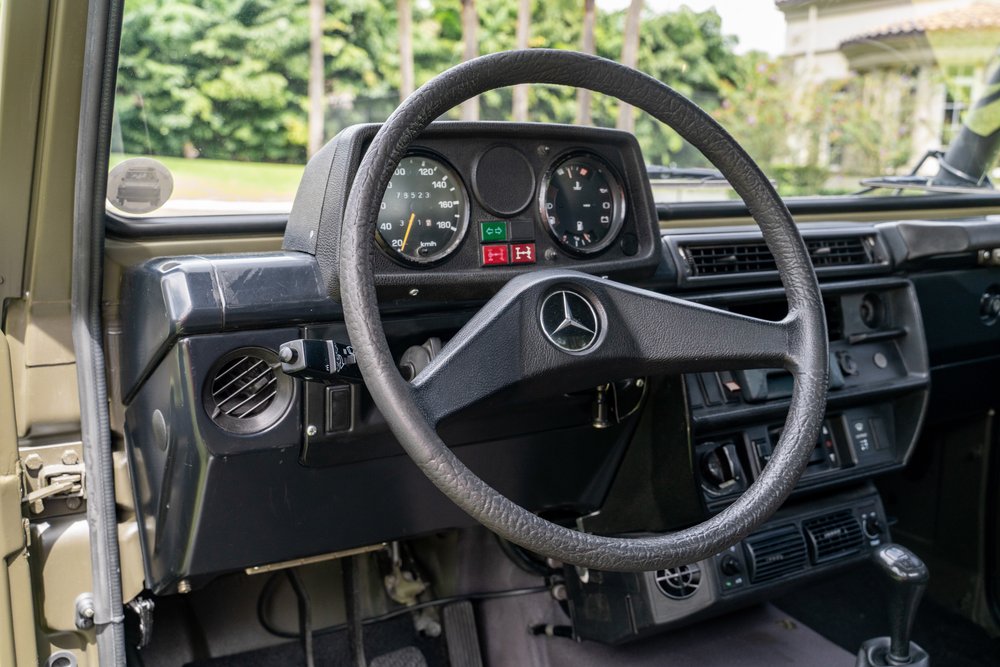 1994-mercedes-benz-290-gd-pickup-for-sale-07