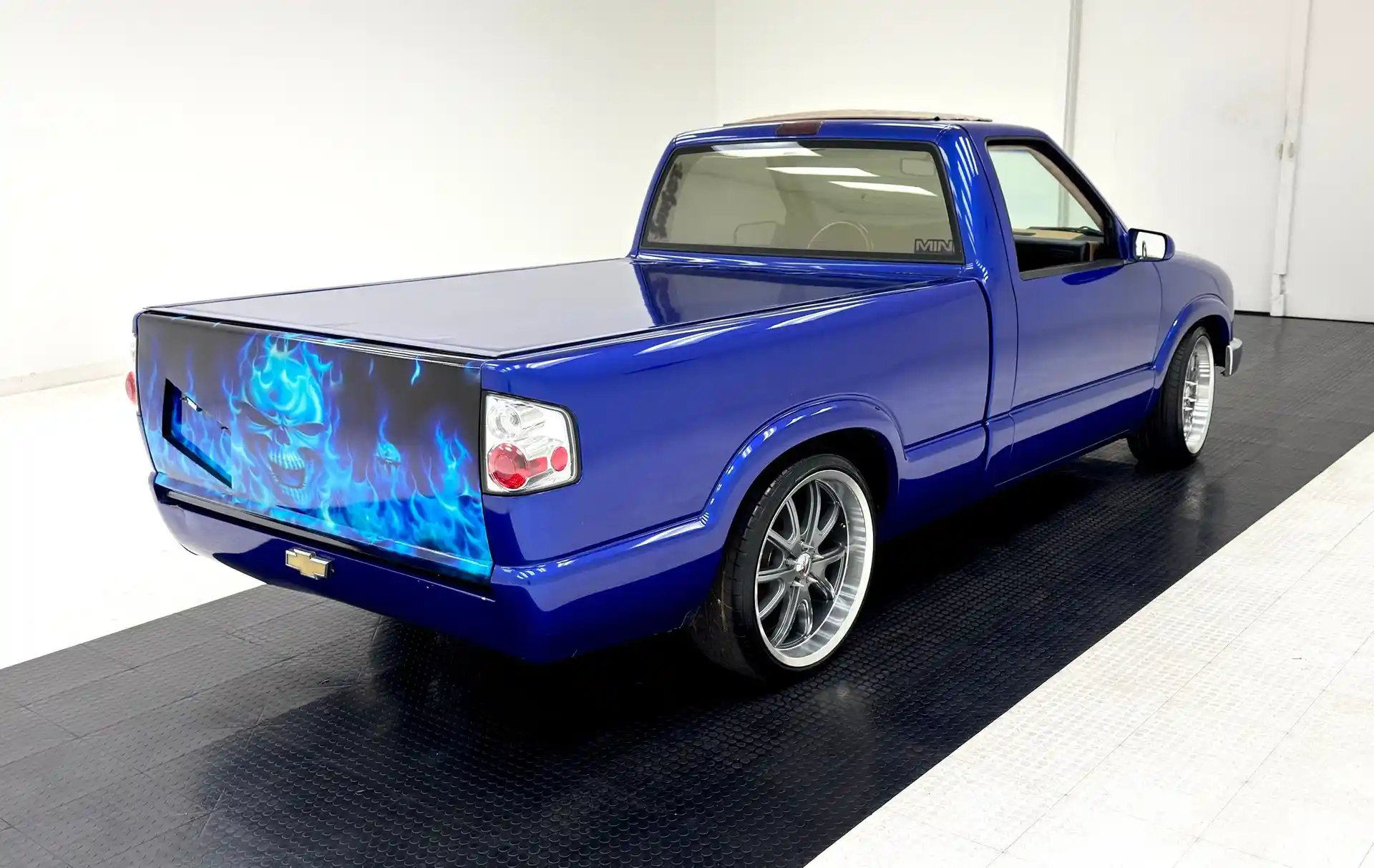 1995-chevrolet-s10-pickup-for-sale-05