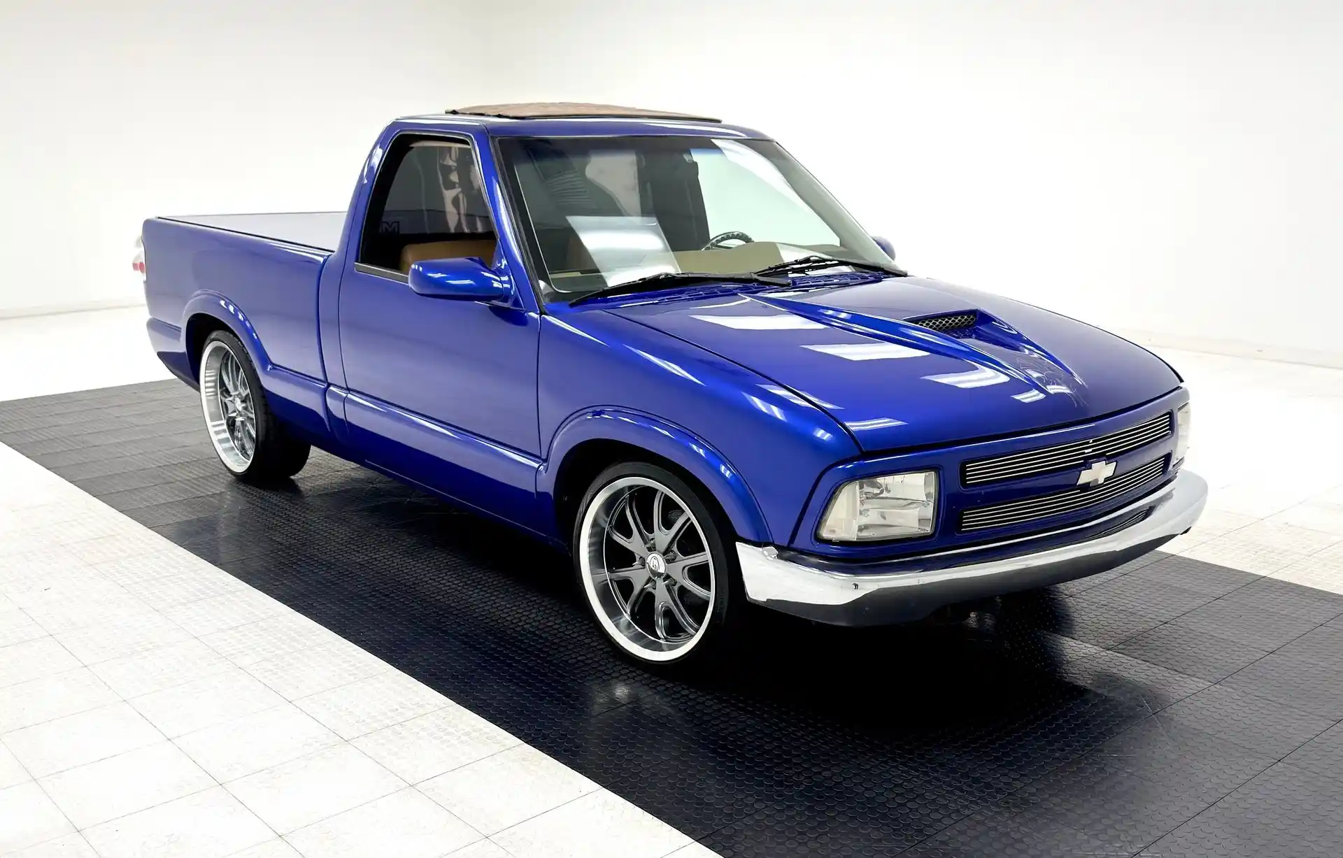 1995-chevrolet-s10-pickup-for-sale-07