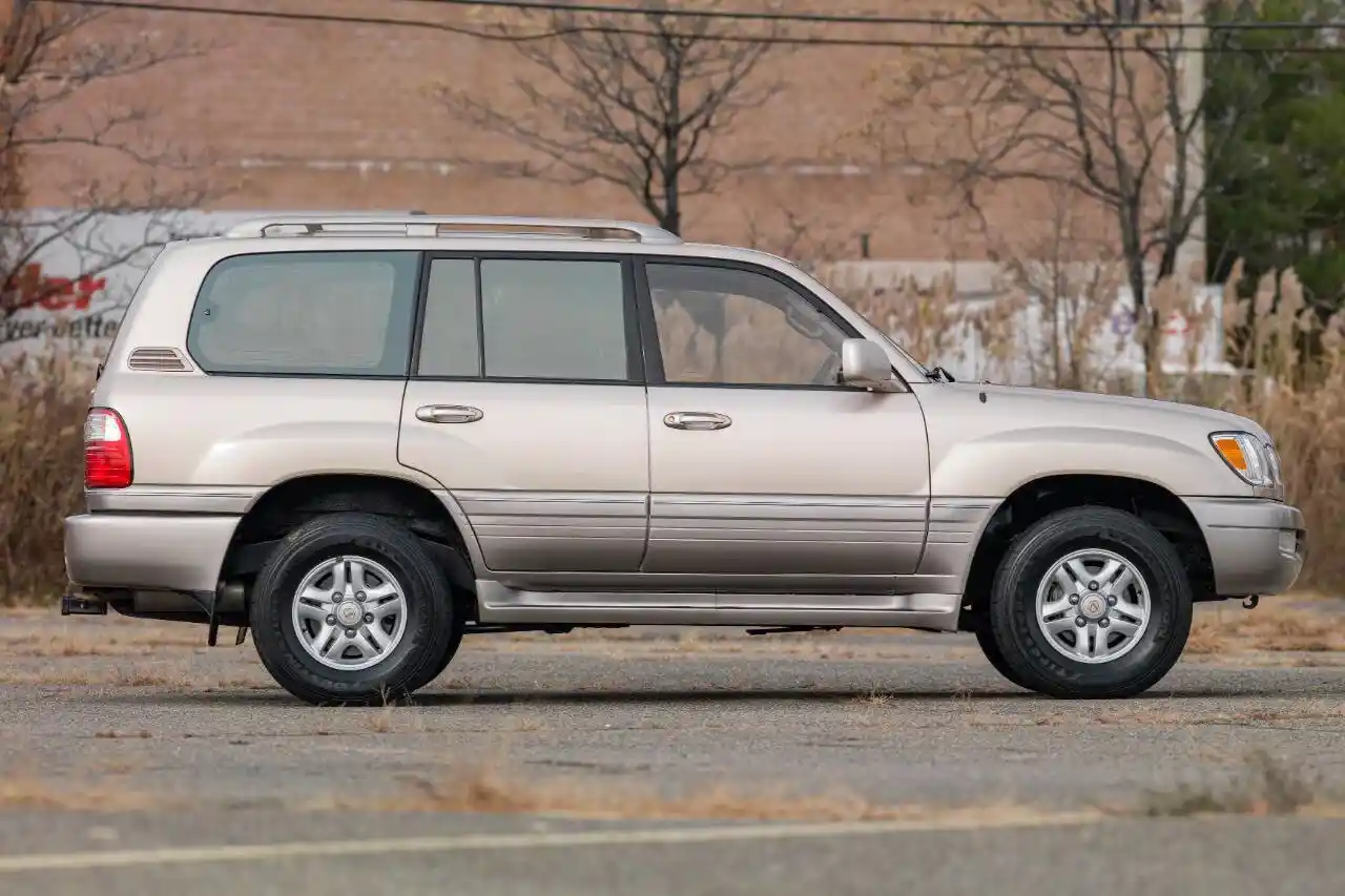 1998-LEXUS-LX+470-for-sale-04