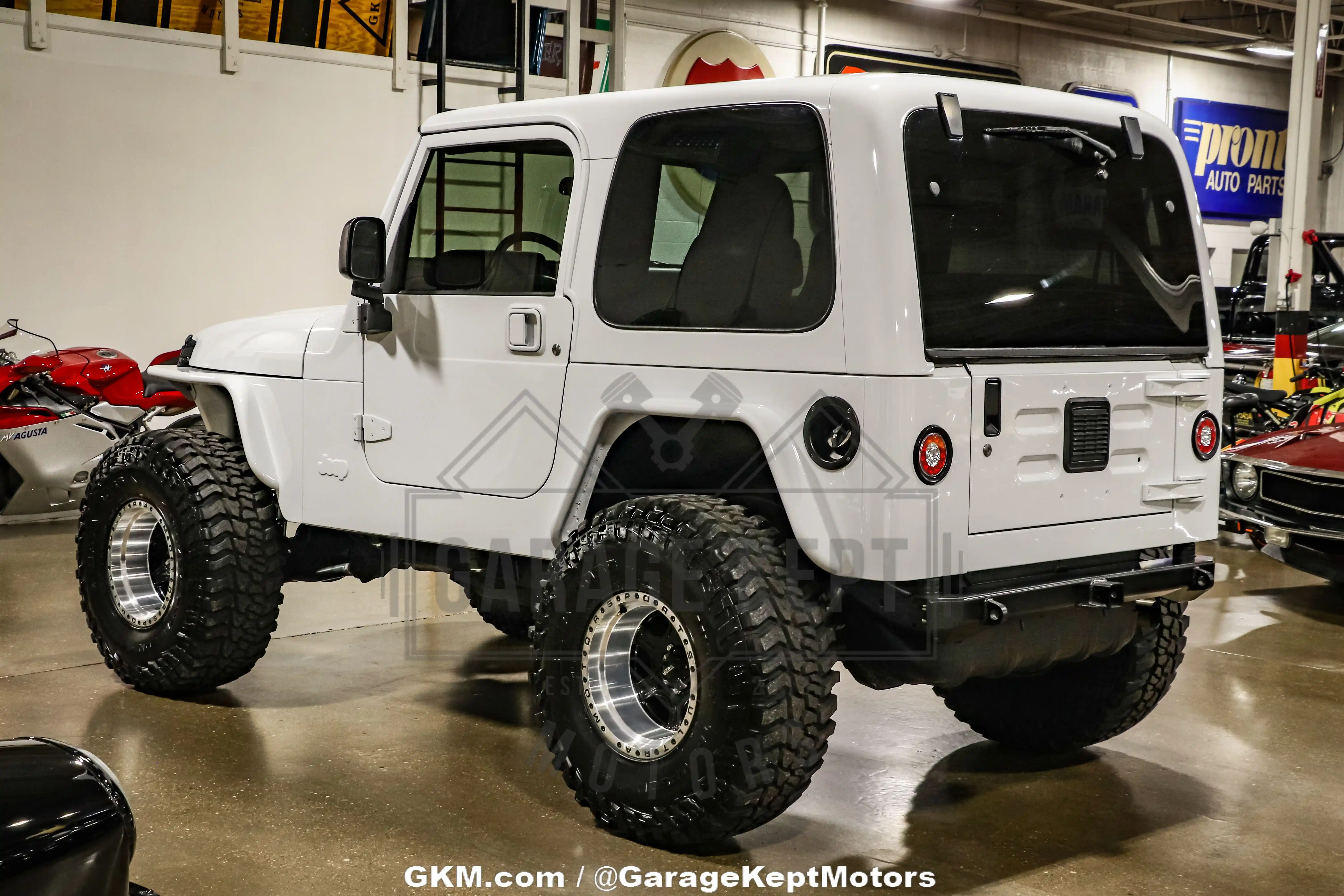 1998-jeep-wrangler-se-for-sale-10