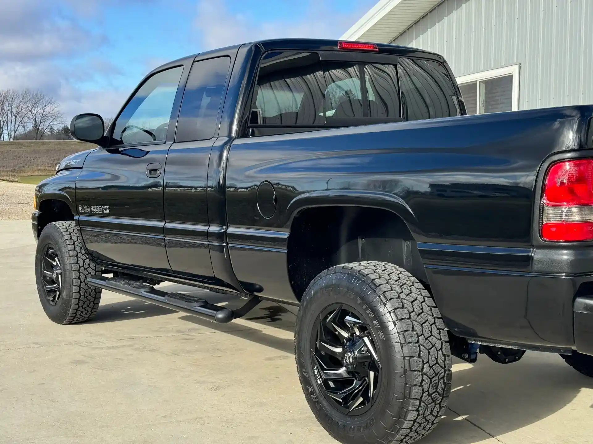 2000-dodge-ram-1500-extended-cab-4x4-for-sale-12