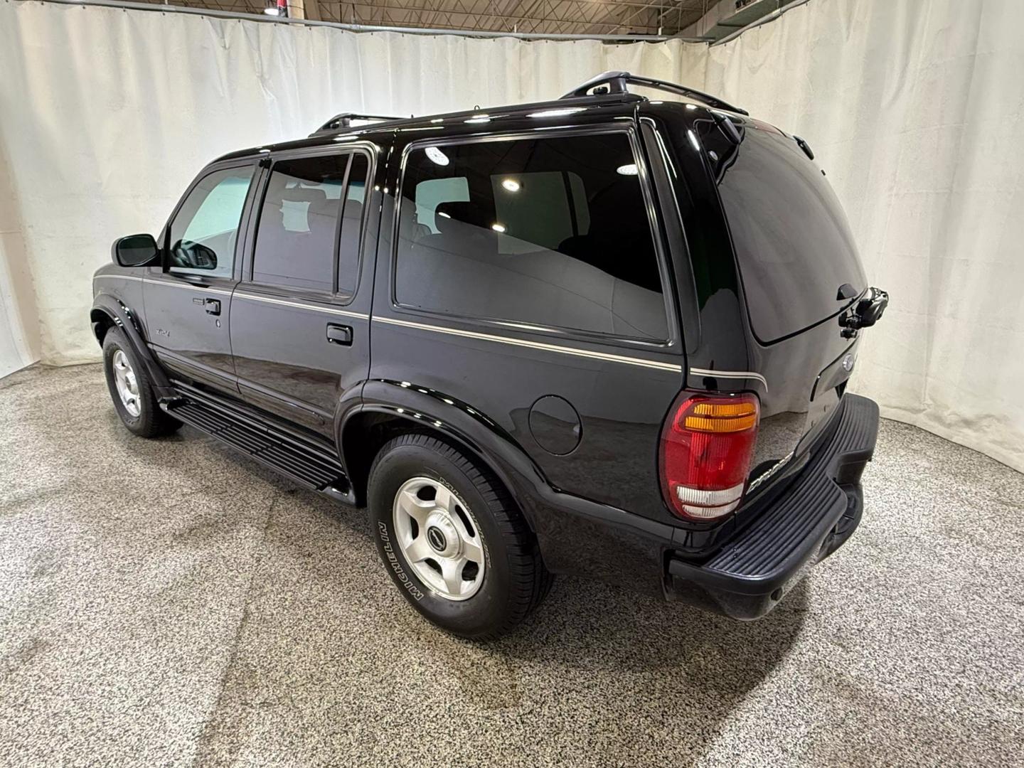 2000-ford-explorer-for-sale-04