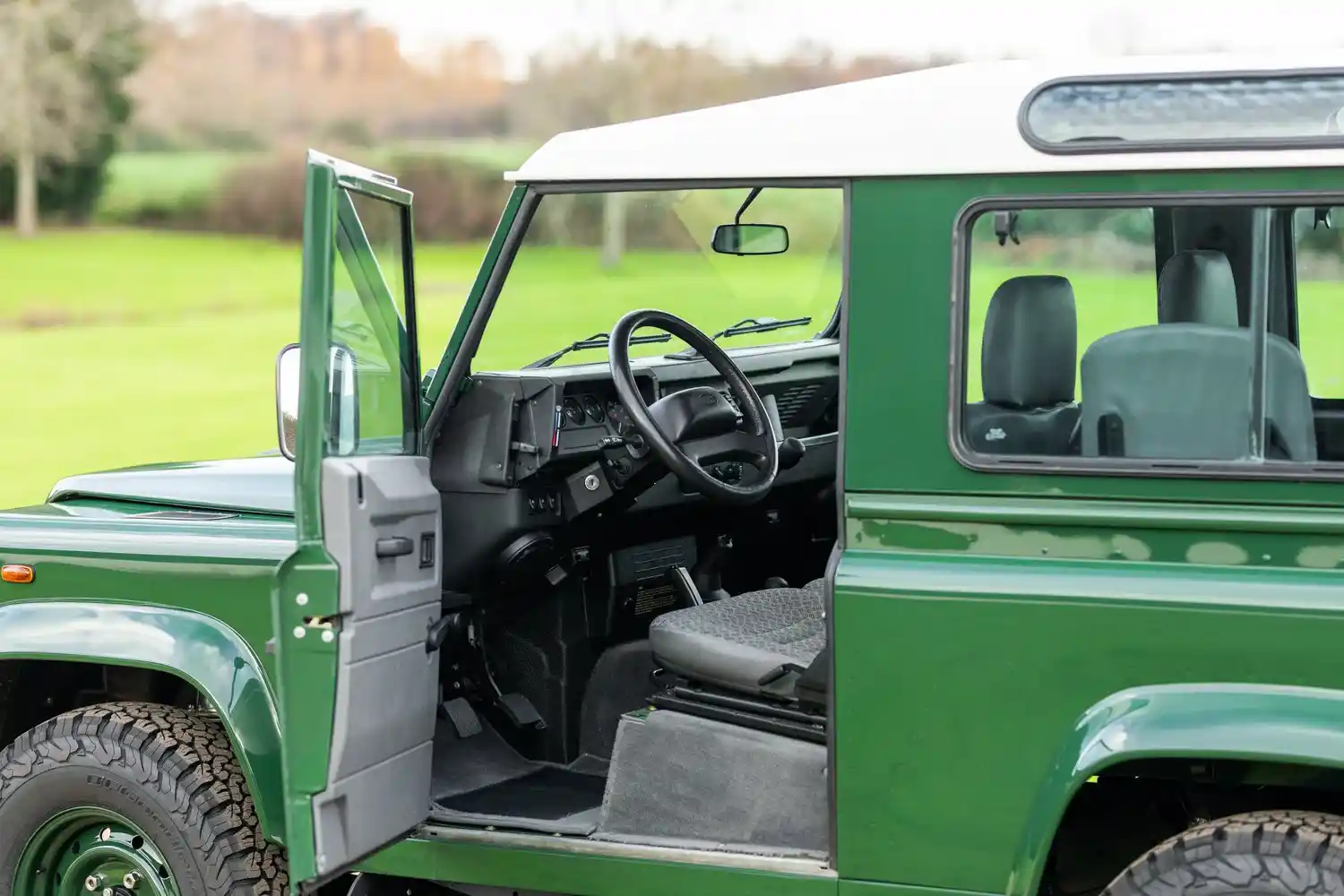 2000-land-rover-defender-90-coniston-for-sale-19