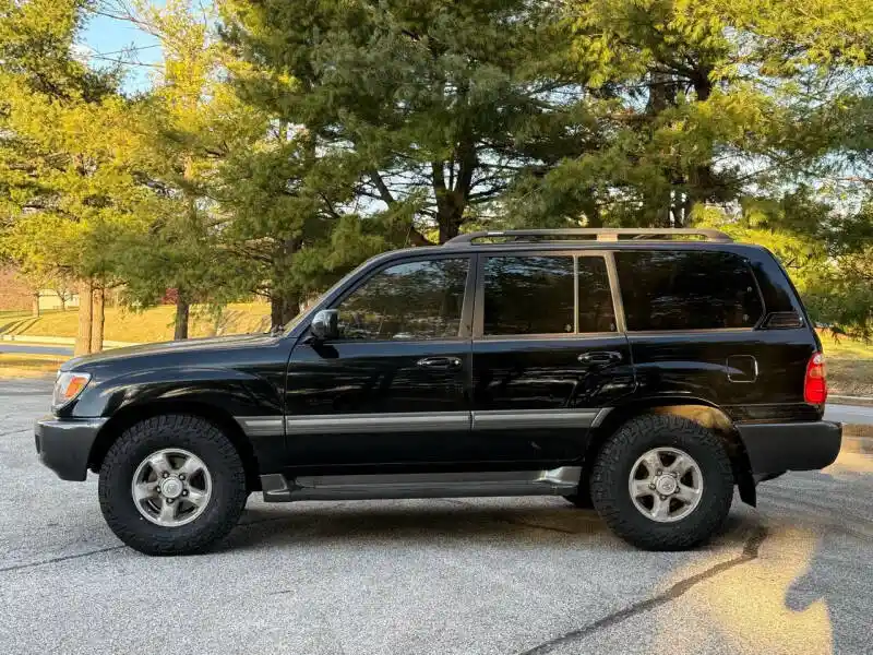 2000-toyota-land-cruiser-base-awd-4dr-suvf-for-sale-02