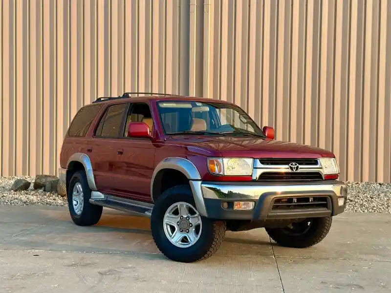 2001-toyota-4runner-sr5-suv-for-sale-02