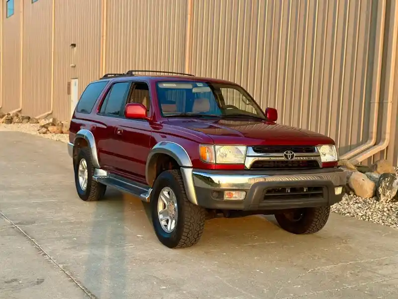 2001-toyota-4runner-sr5-suv-for-sale-04