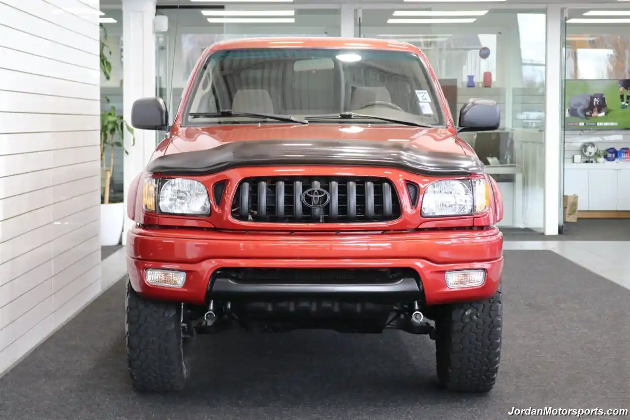 2001-toyota-tacoma-jordan-motorsport-for-sale-045