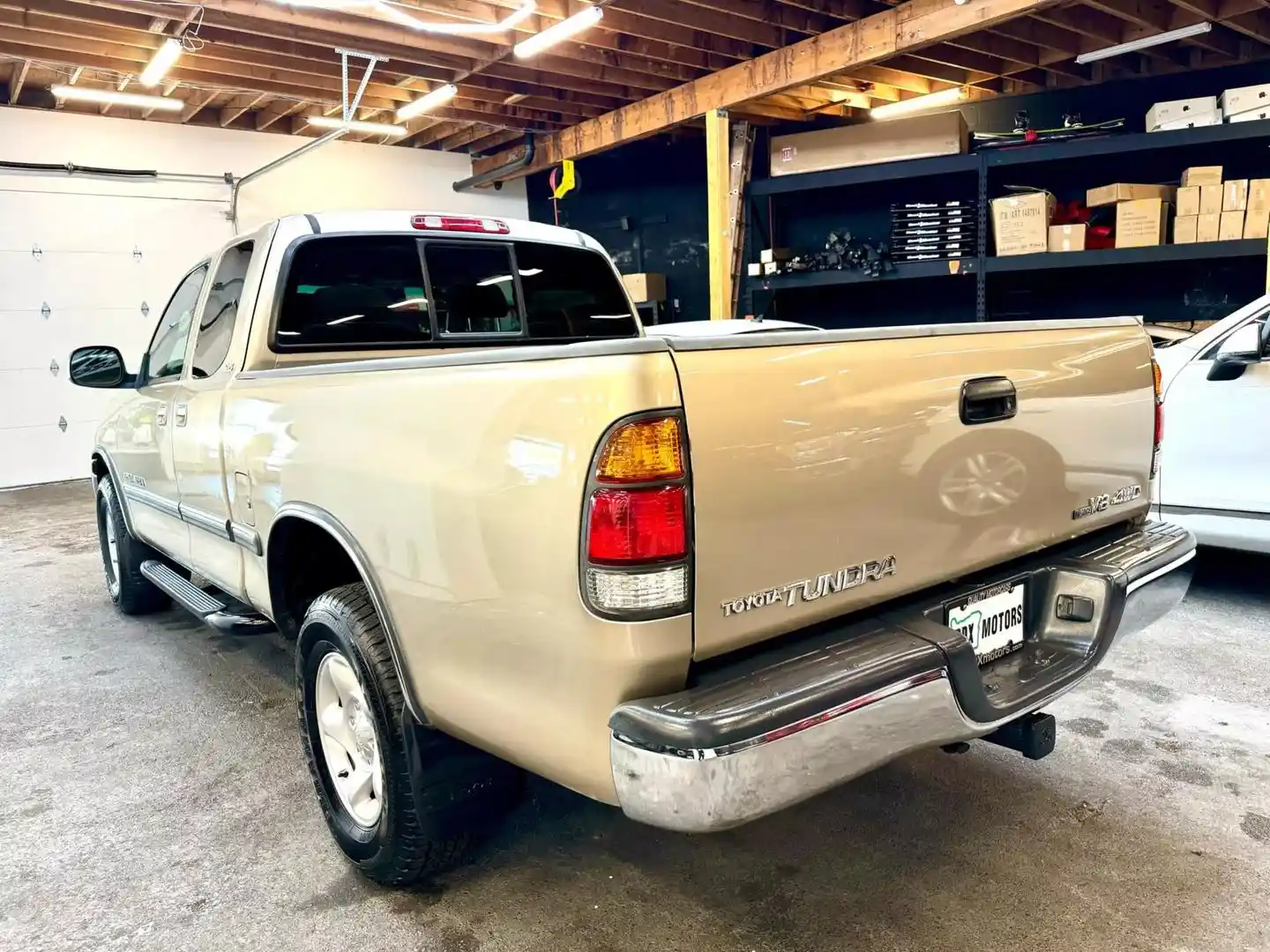 2002-toyota-tundra-sr5-for-sale-04