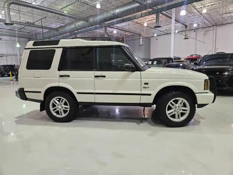 2003-land-rover-discovery-se-4wd-4dr-suv-w-third-row-seat-for-sale-03