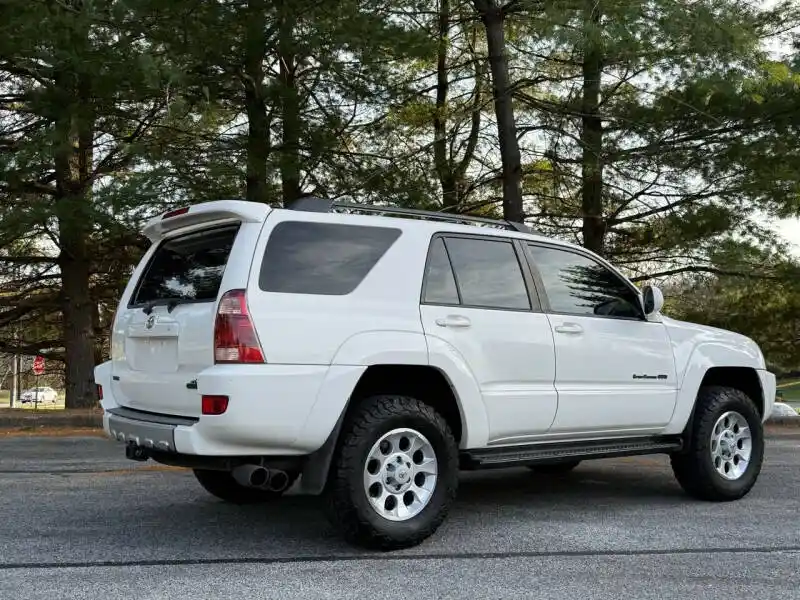 2004-toyota-4runner-for-sale-03