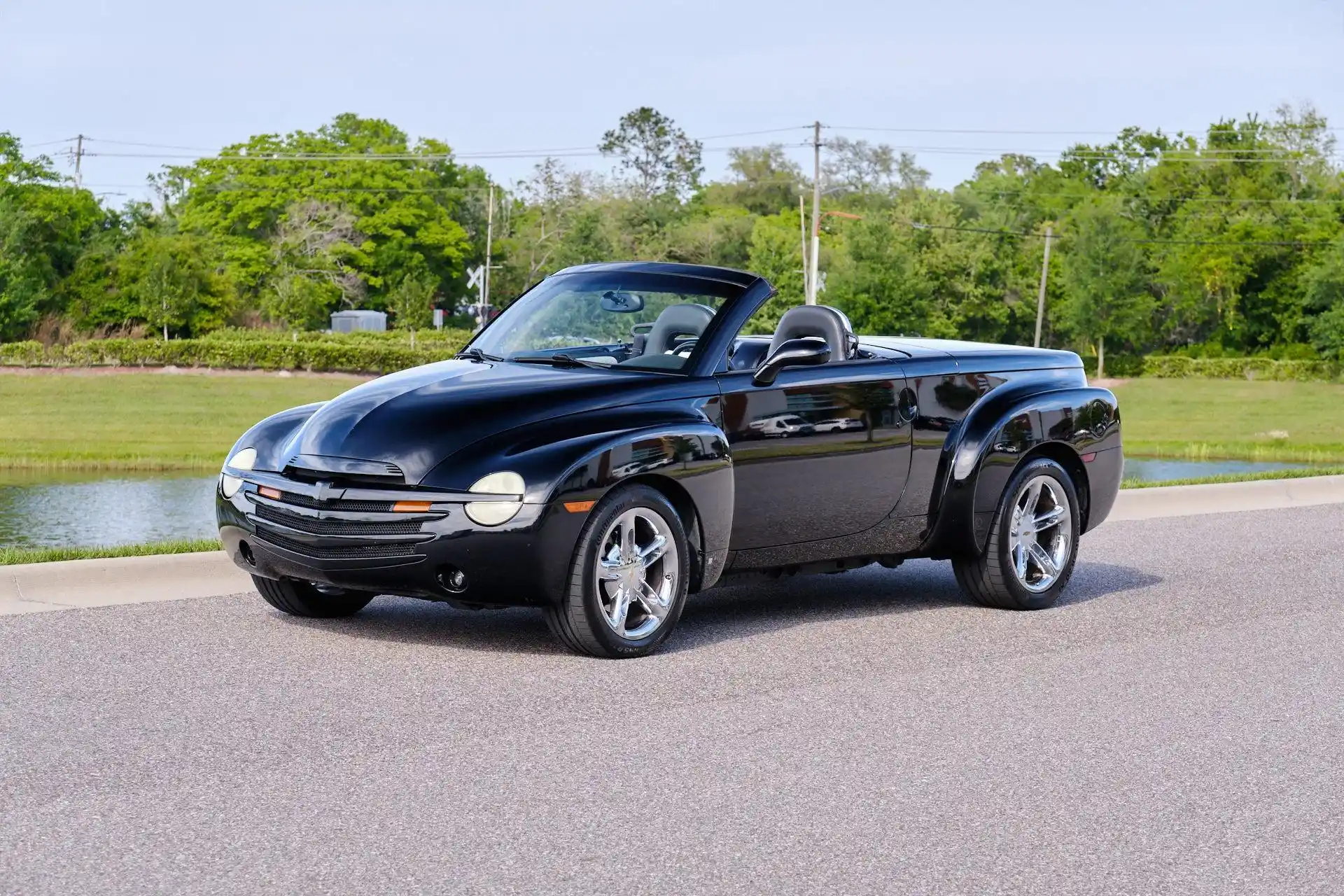 2006-Chevrolet-SSR-for-sale-01