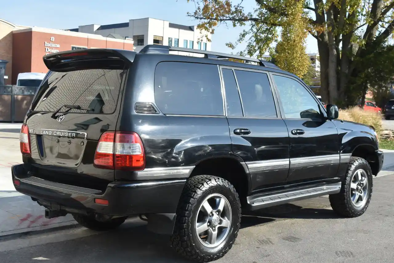 2006-toyota-land-cruiser-for-sale-04