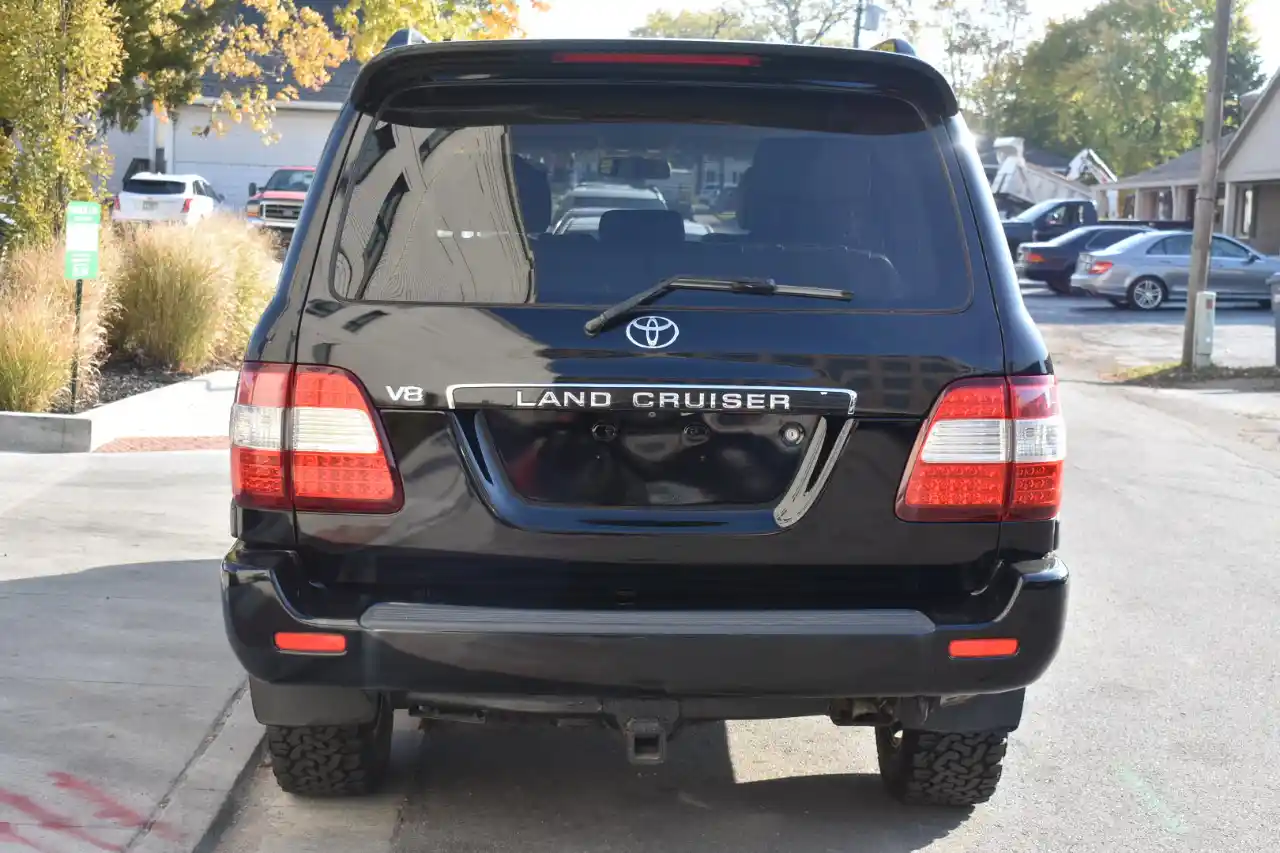 2006-toyota-land-cruiser-for-sale-06