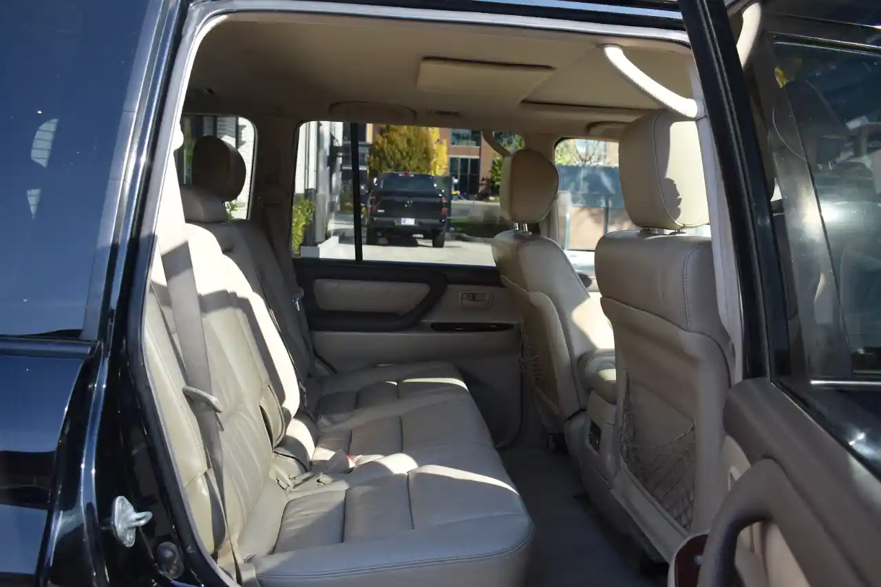 2006-toyota-land-cruiser-for-sale-13